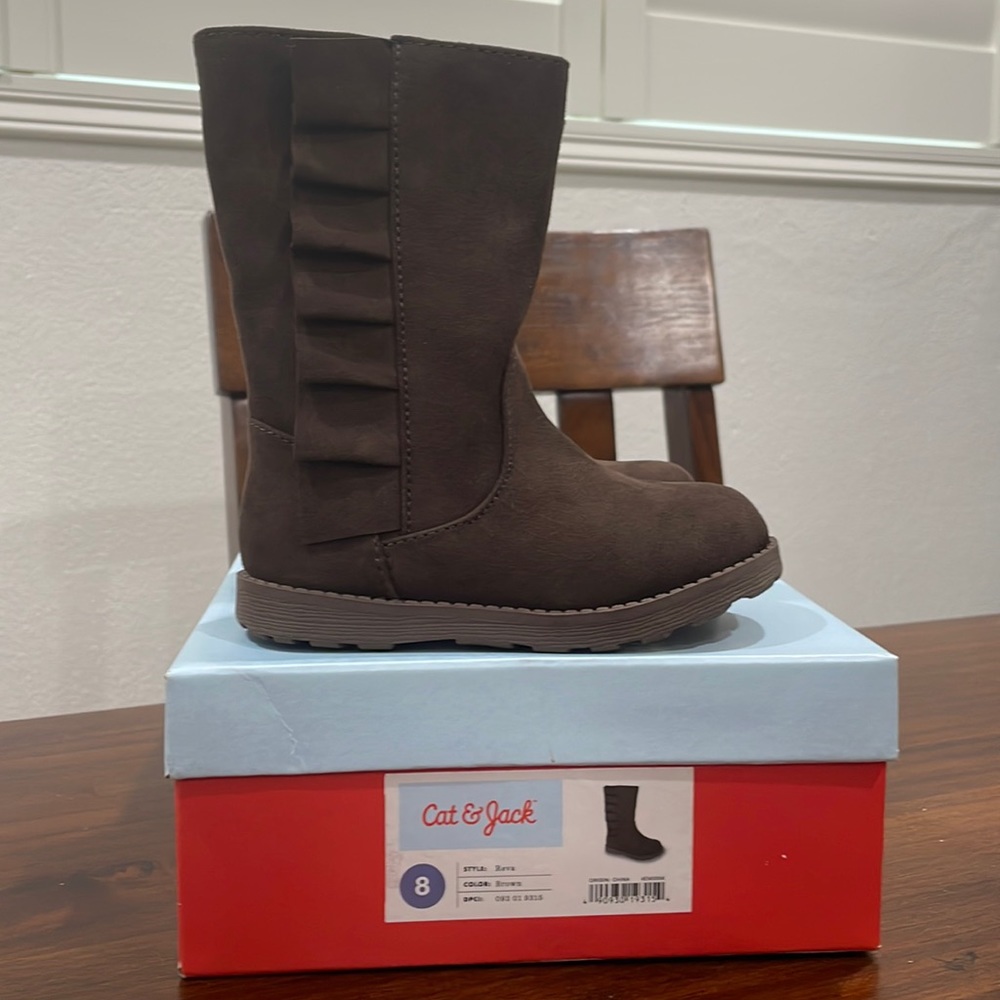 NWT size 8 toddler boot